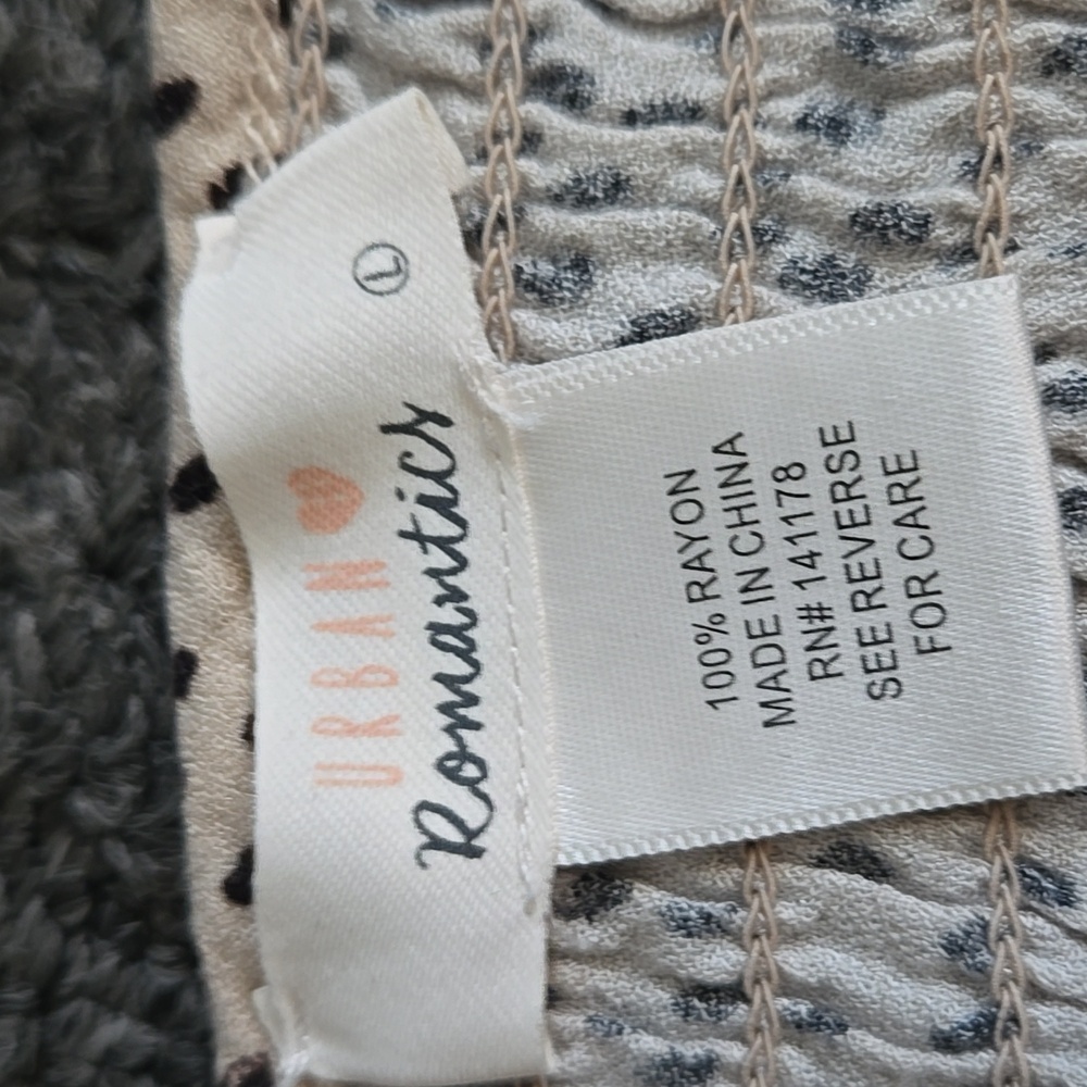 Urban Romantics Beige with black dotted Print top - Picture 4 of 7